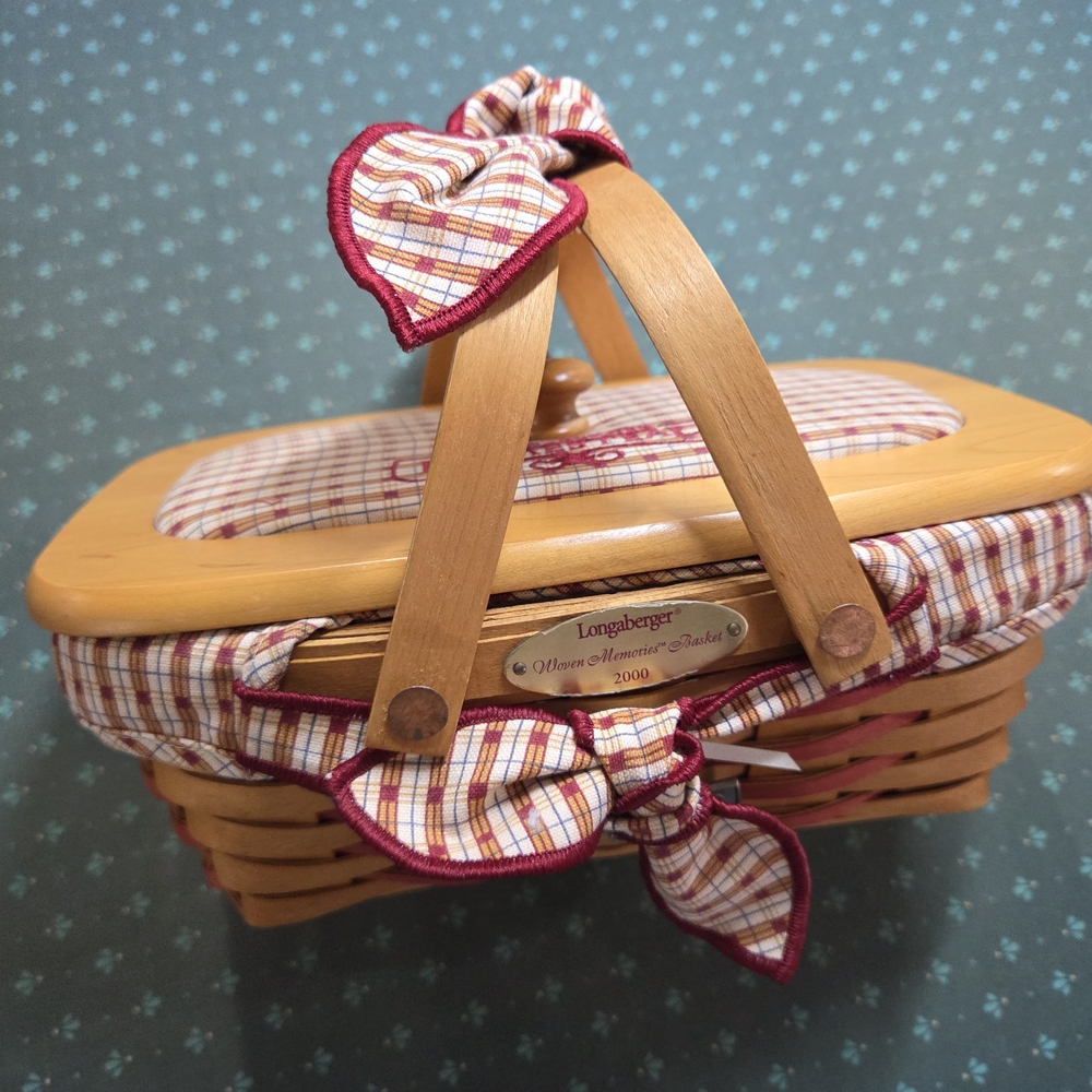 Longaberger Woven Basket with Plaid Liner